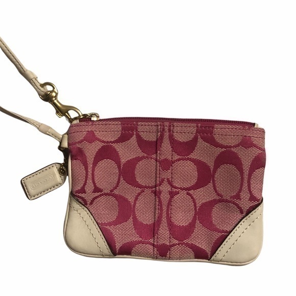 Coach pink signature wristlet bag white leather - Picture 1 of 6